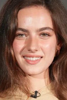 Ava Yaman